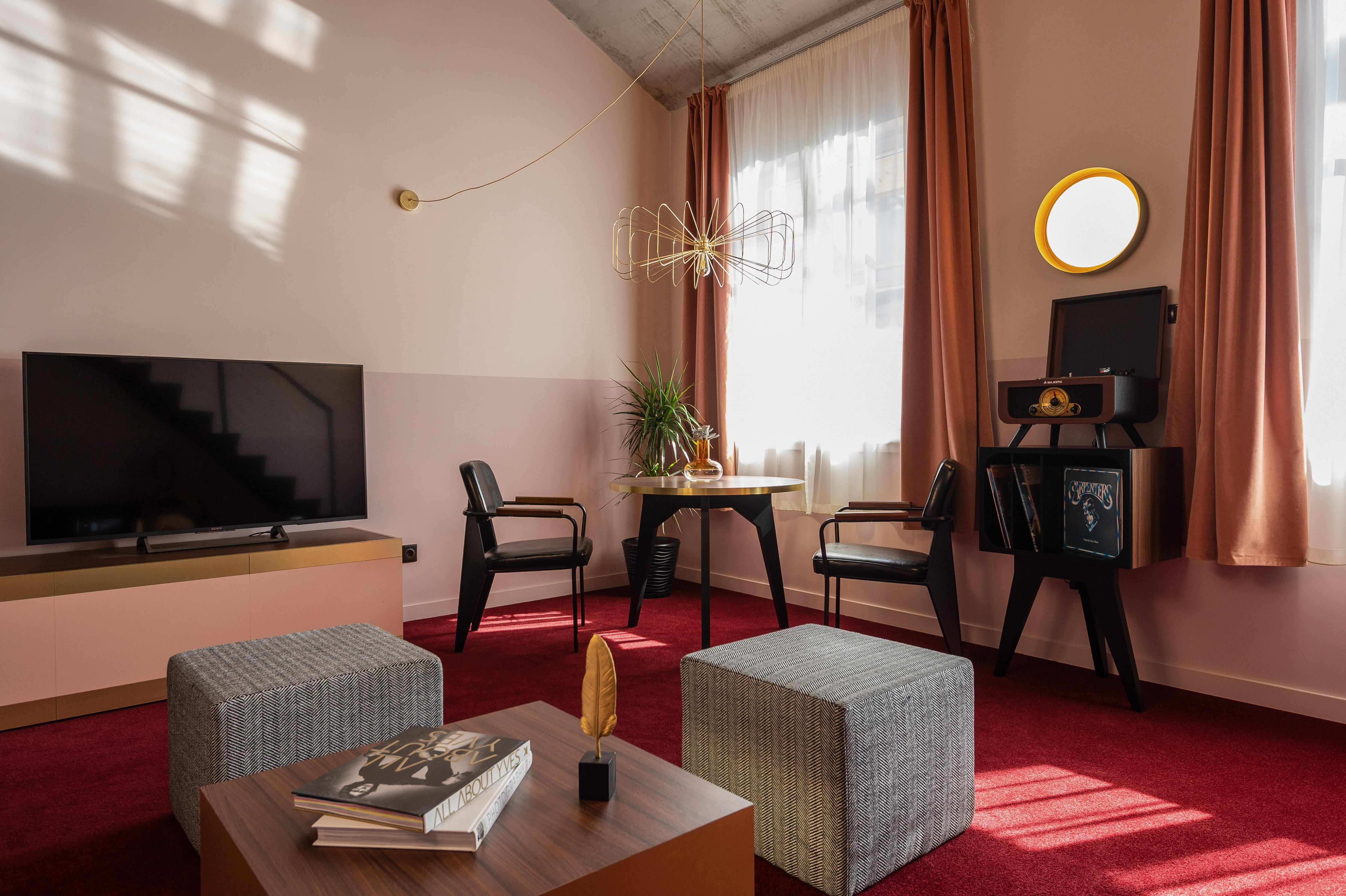 Stories Boutique Hotel Будапеща Екстериор снимка