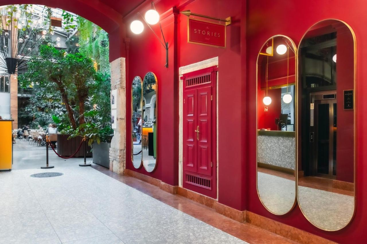 Stories Boutique Hotel Будапеща Екстериор снимка