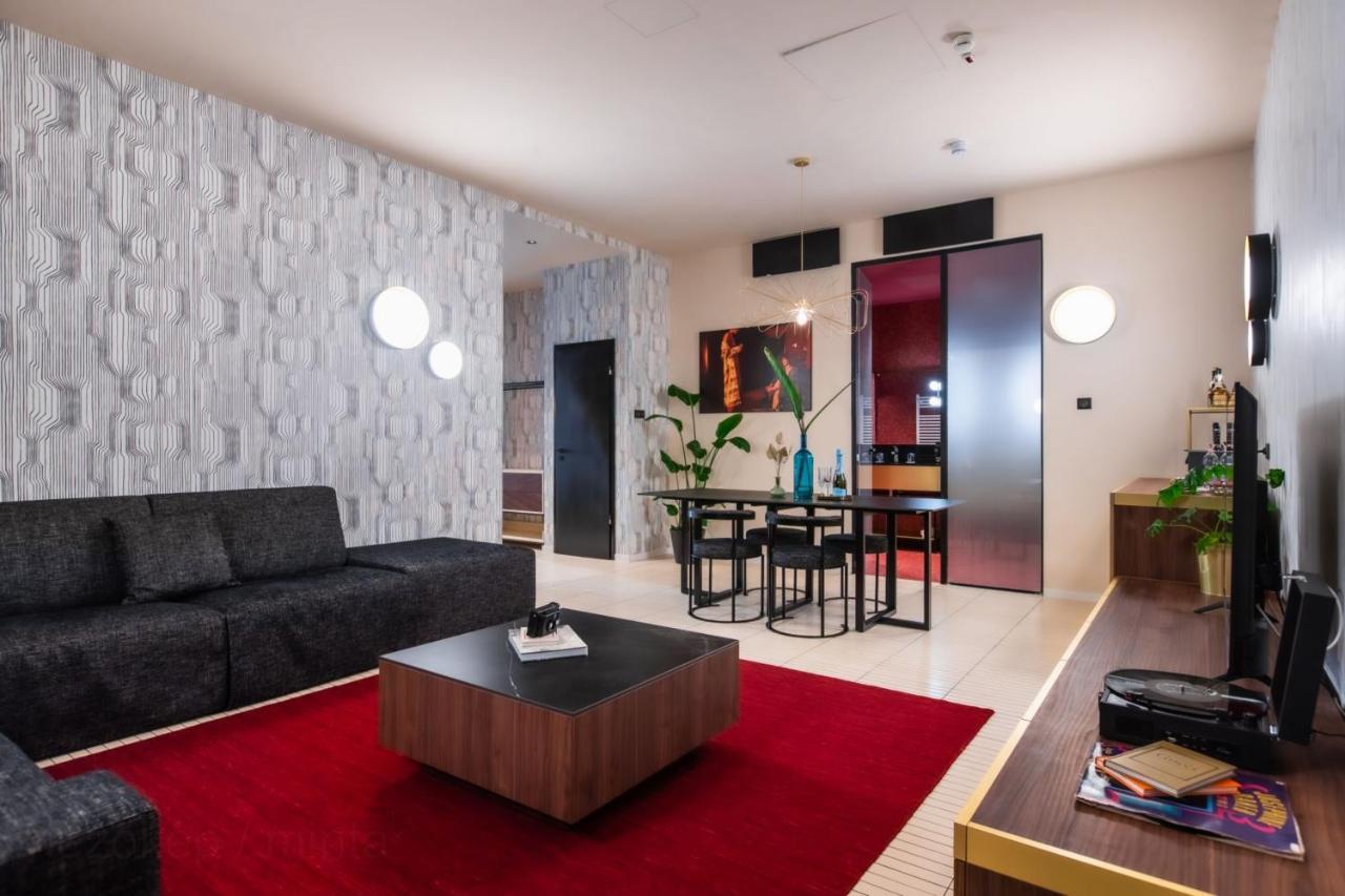 Stories Boutique Hotel Будапеща Екстериор снимка