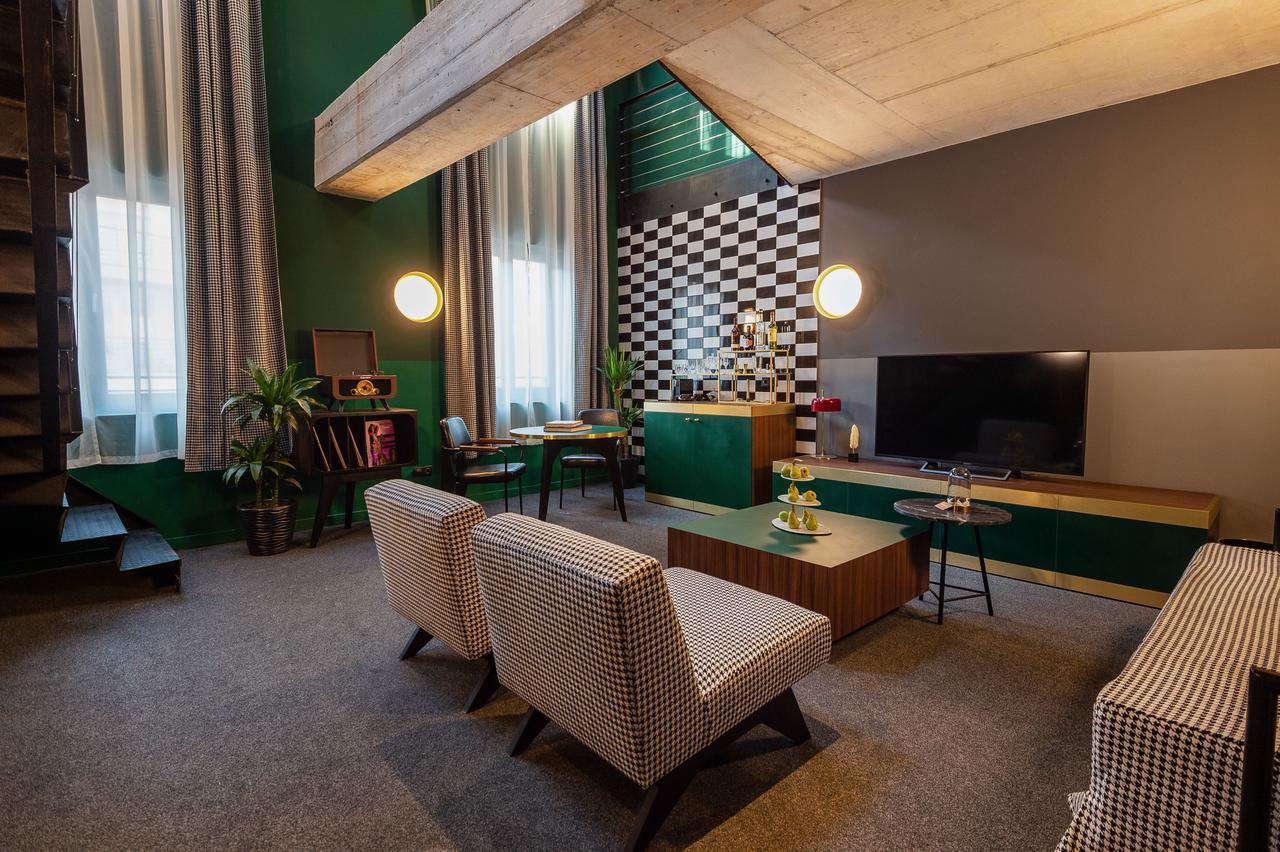 Stories Boutique Hotel Будапеща Екстериор снимка